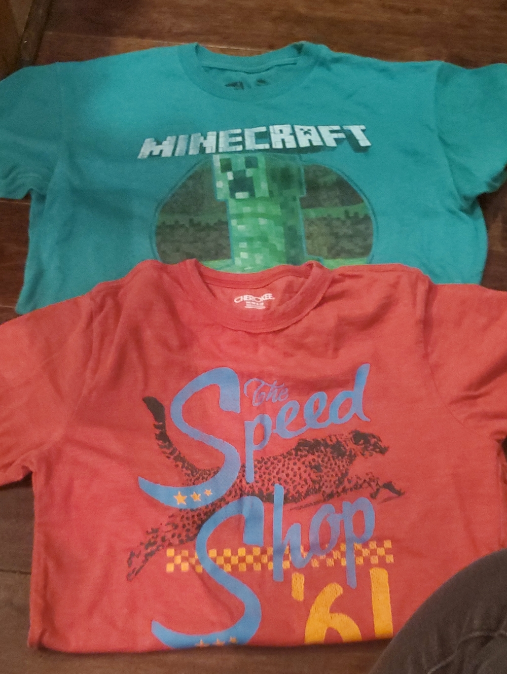 Mindcraft And Cherokee Kids Short Sleeve Tees - Teal & Coral Graphic Shirts Medi